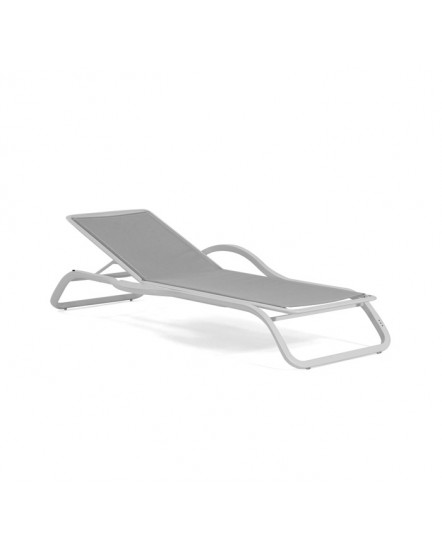 MARUMI Sunlounger w/ Arm and Tray