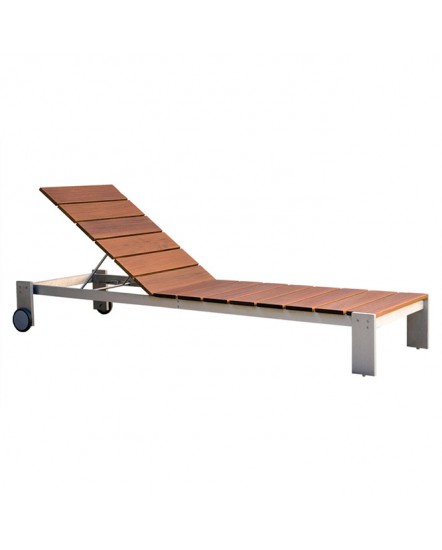 LUMA Adjustable Chaise Lounge