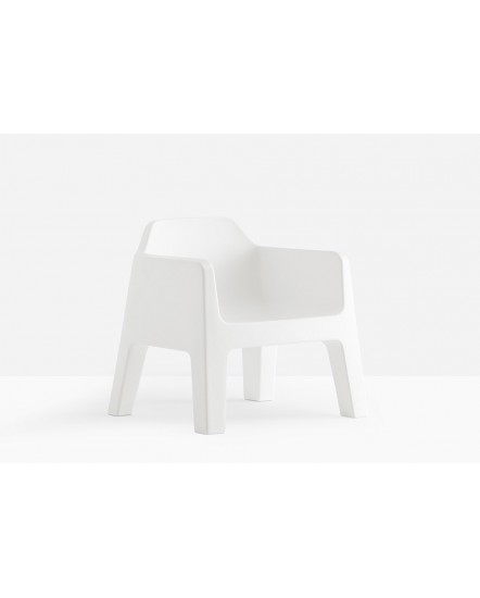 PLUS Lounge Armchair