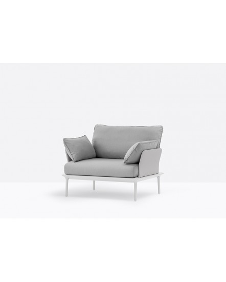 REVA Armchair