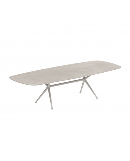 EXES Oval Table