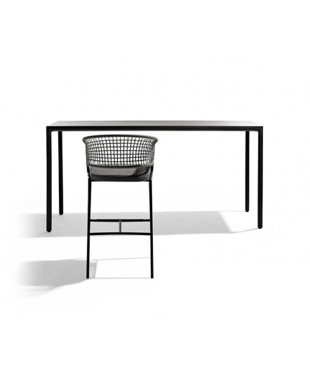 ILLUM Bar Table